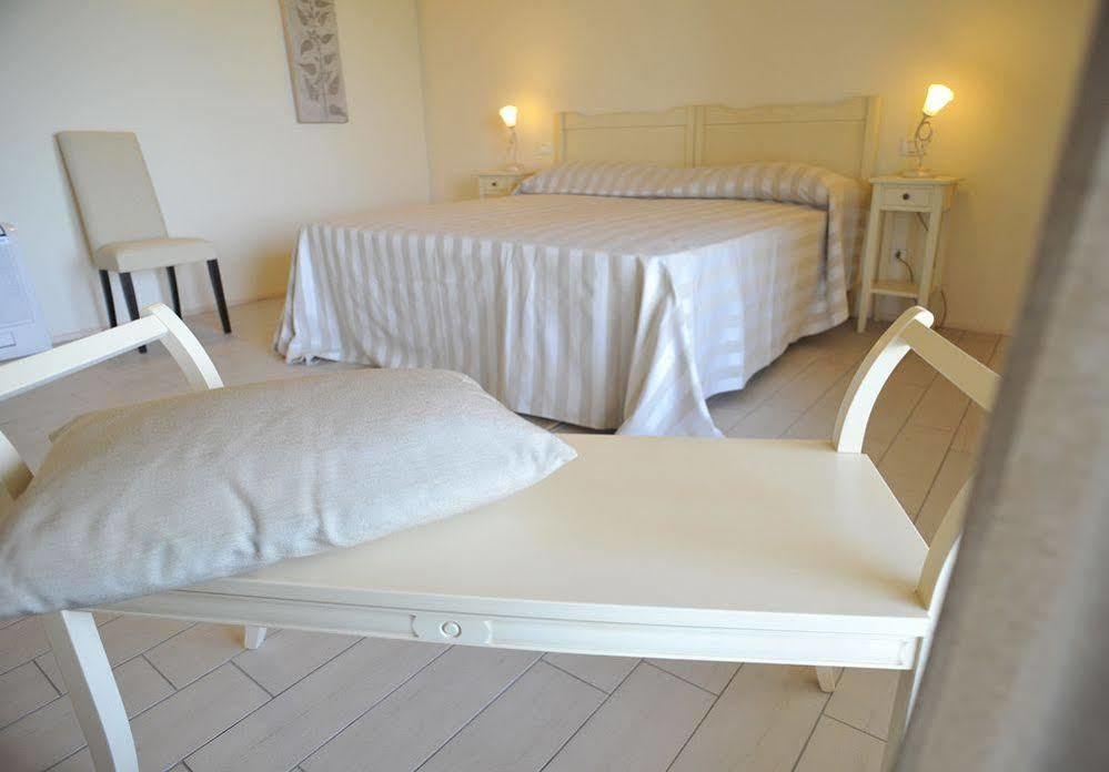 Agriturismo Colle Dei Pivi Ponti sul Mincio Zewnętrze zdjęcie